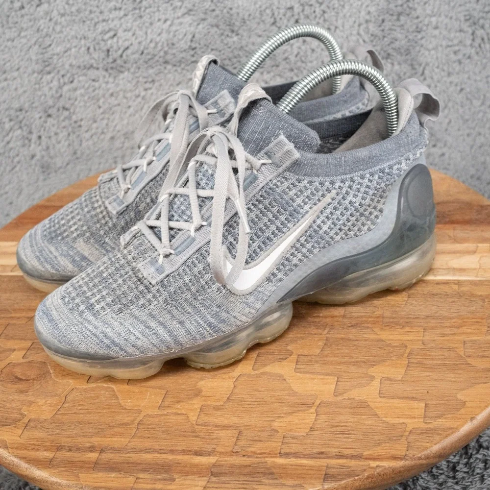 Nike Air VaporMax Shoes Youth Sz 5.5 Flyknit Sneakers DB1550-400